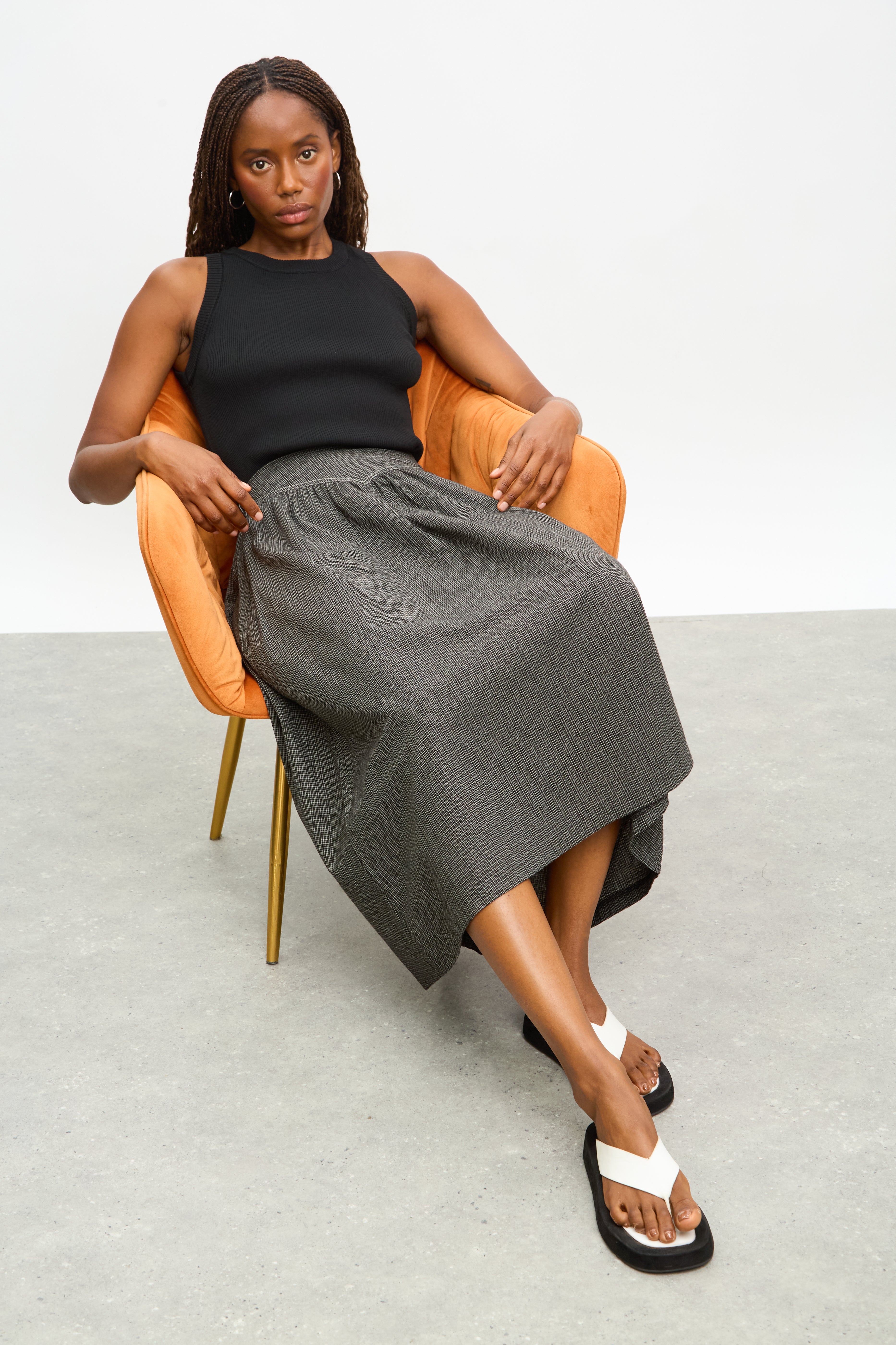 Black and white check drop waist midi skirt_5