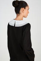 Black and white embroidered collar long sleeved blouse_2