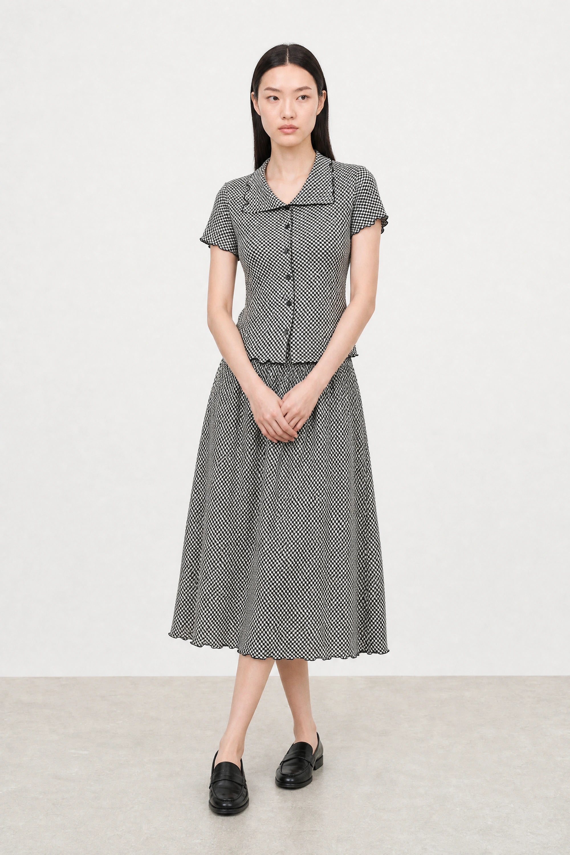 Black and white gingham lettuce trim pencil skirt_4