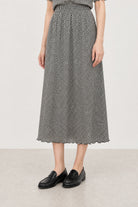 Black and white gingham lettuce trim pencil skirt_1