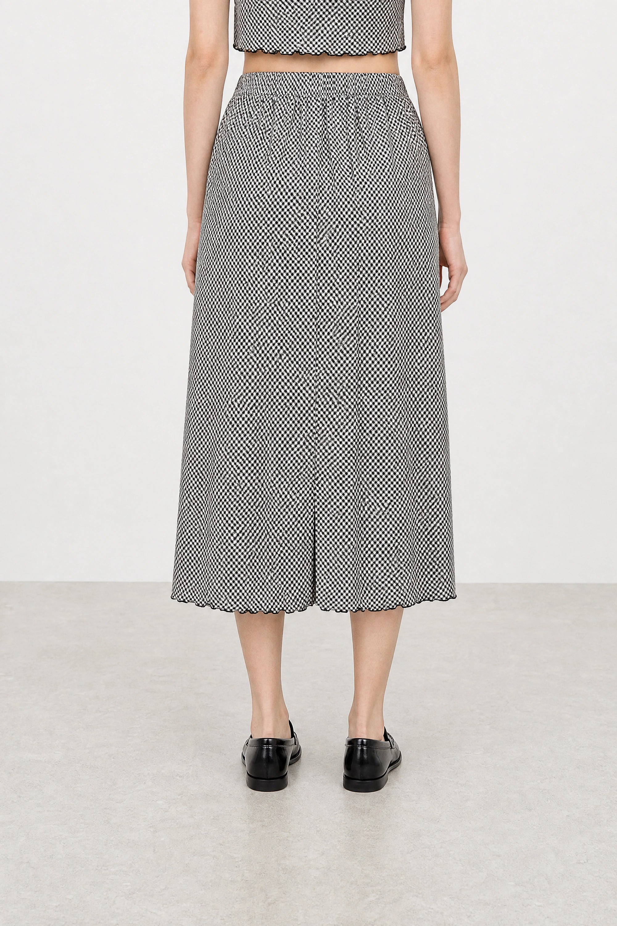 Black and white gingham lettuce trim pencil skirt_2