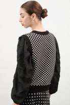 Black and white intarsia dots sweater vest_2