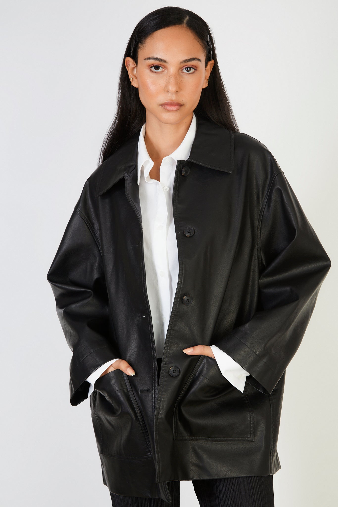 Black double pocket vegan leather jacket_3