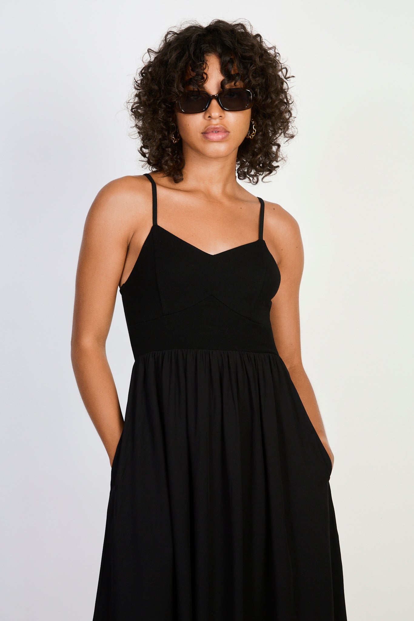 Black fitted jersey bodice dress Glassworks London