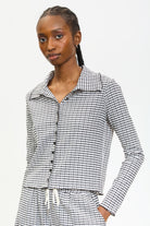Black gingham and black trim button up top_1
