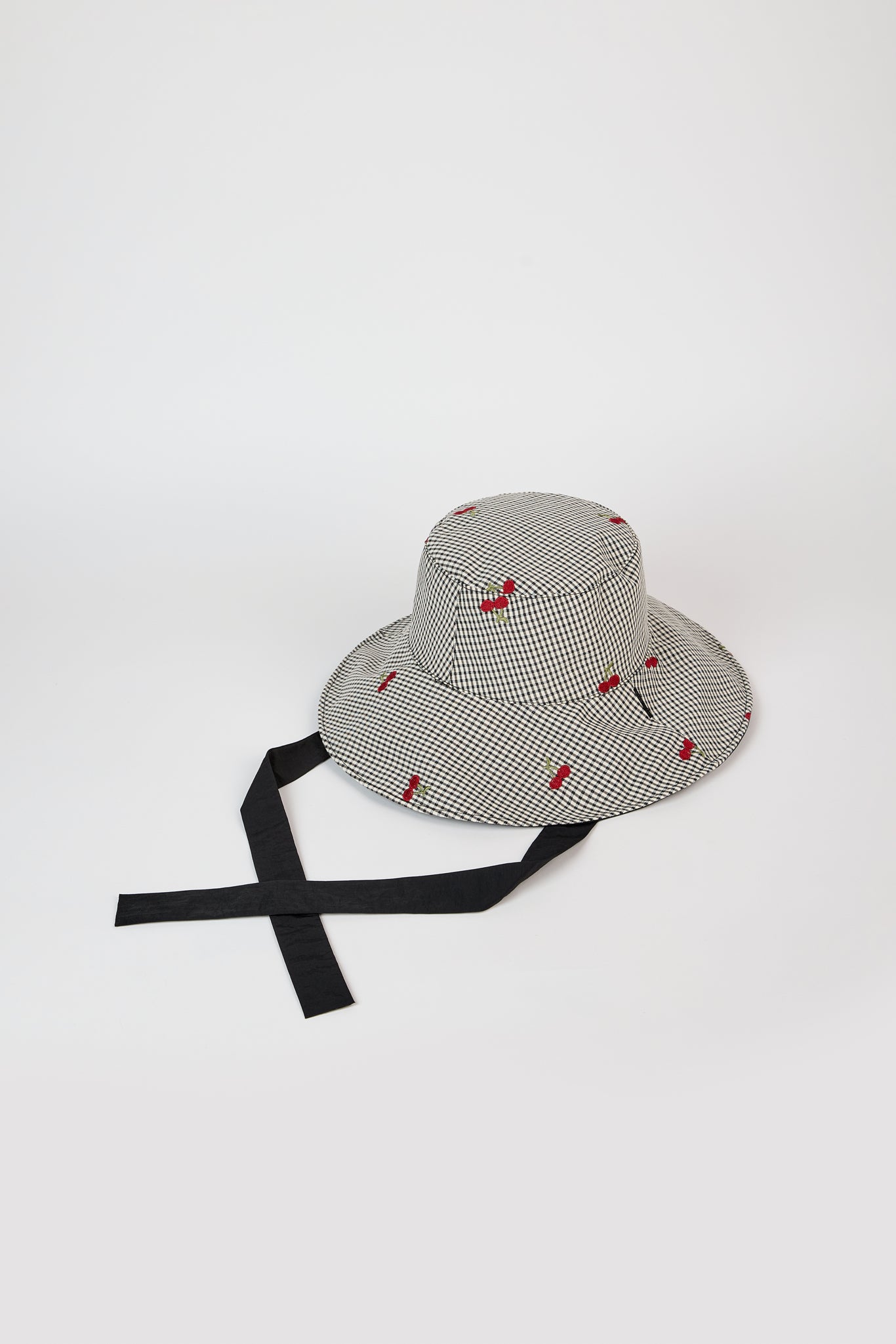 Black gingham embroidered cherry reversible sun hat_2
