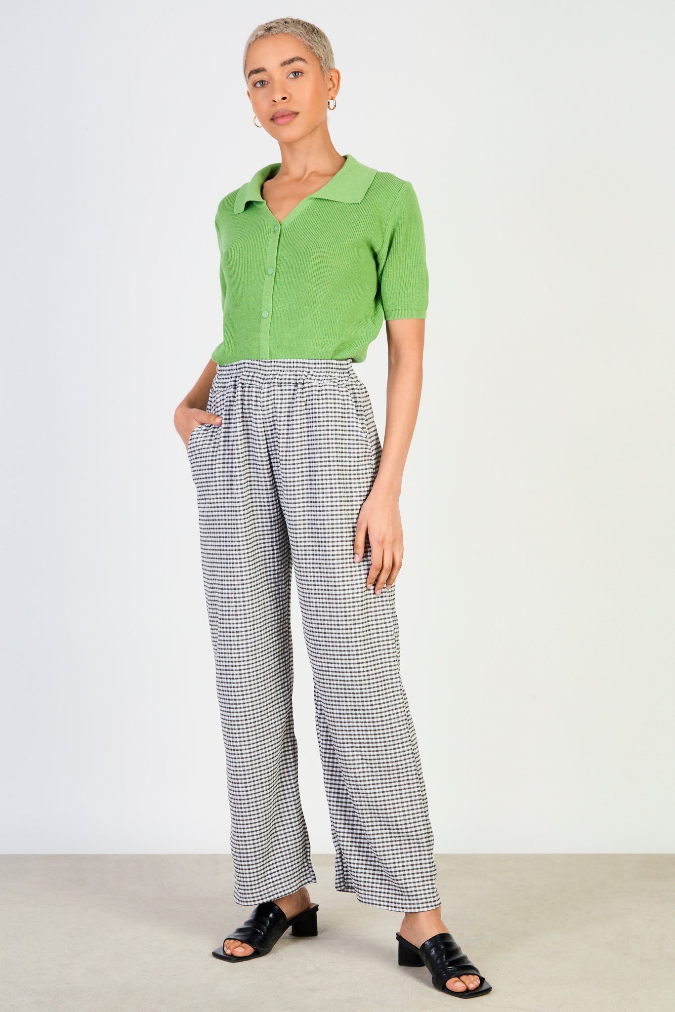 Black gingham side pocket trousers_4
