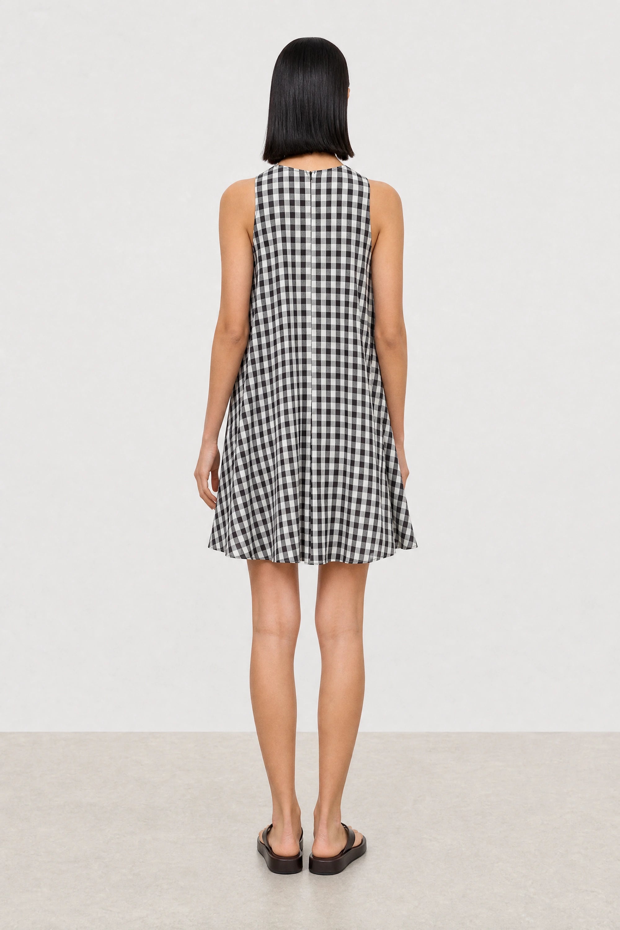 Black large gingham checked side pocket dress_2