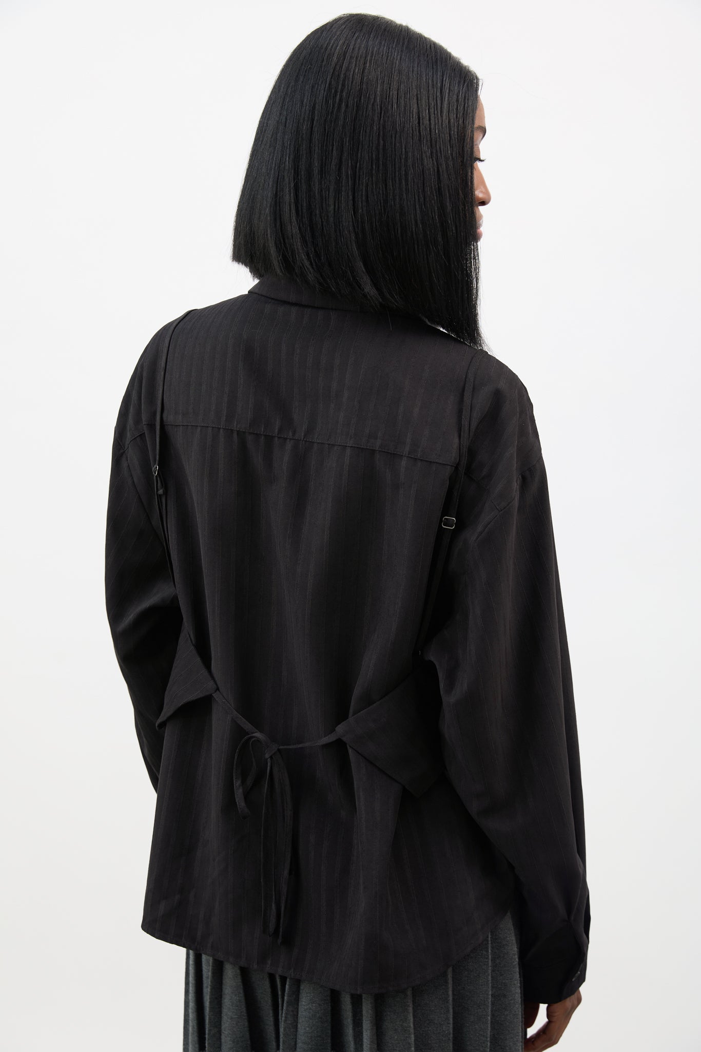 Black pinstripe tank layered shirt_2