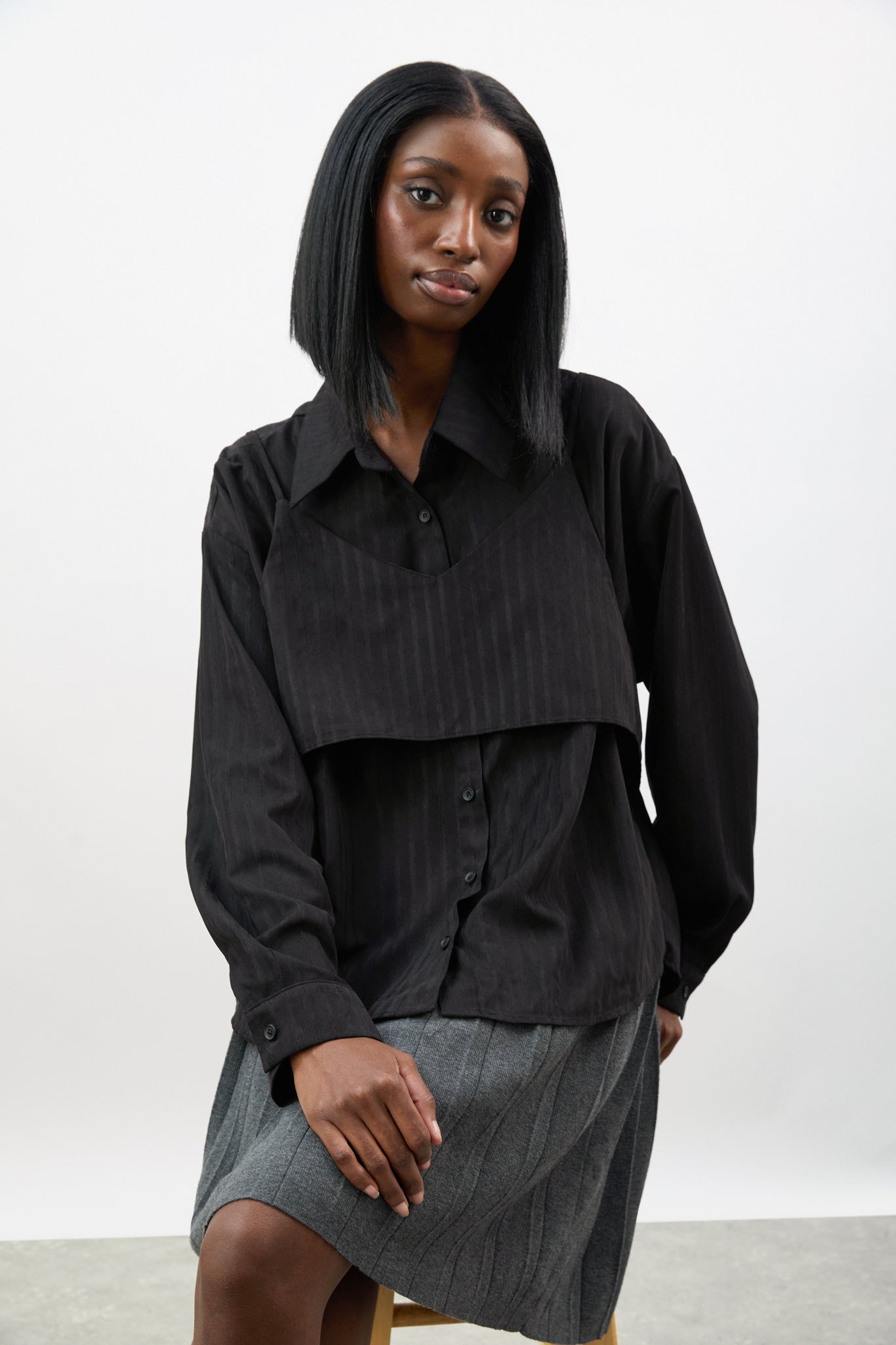 Black pinstripe tank layered shirt_5