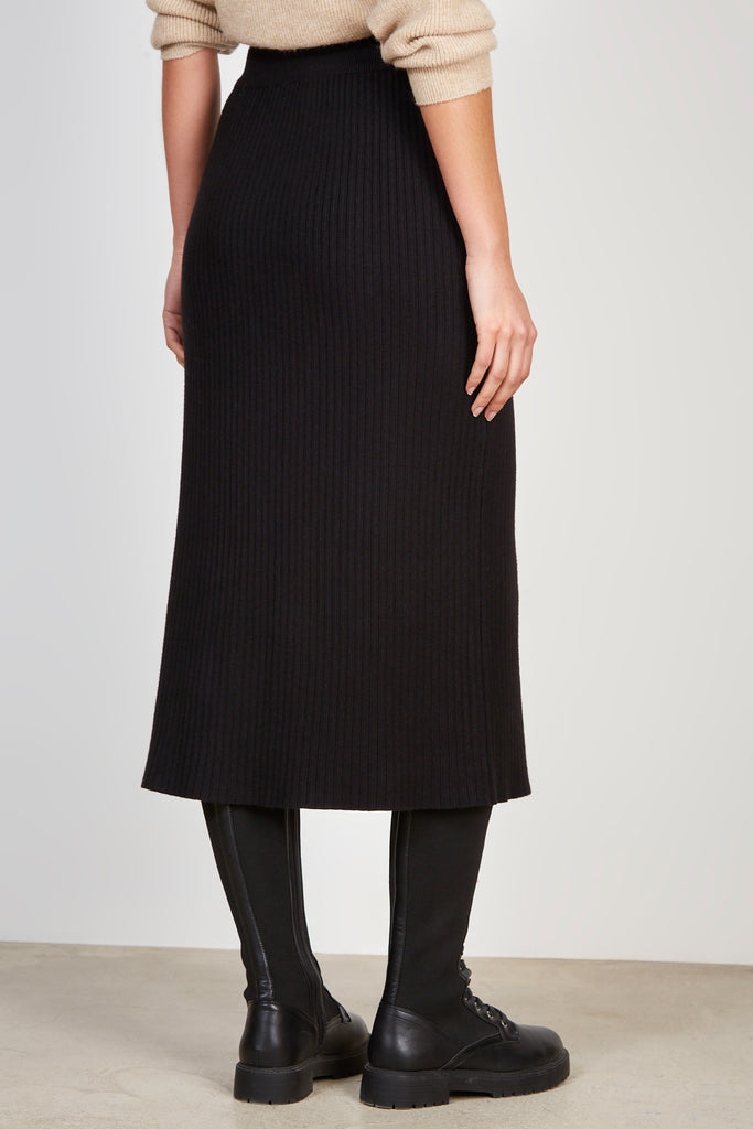 Black ribbed knit maxi skirt_2
