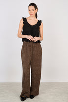 Black ruffle trim tie back tank_4