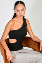 Black side peek one shoulder tank_5
