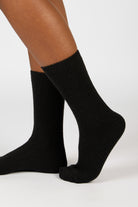 Black smooth wool blend socks_3