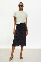 Black textured floral skirt_4