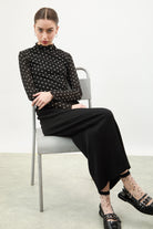 Black textured midi skirt_5