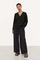 Black bamboo blend boyfriend cardigan_4