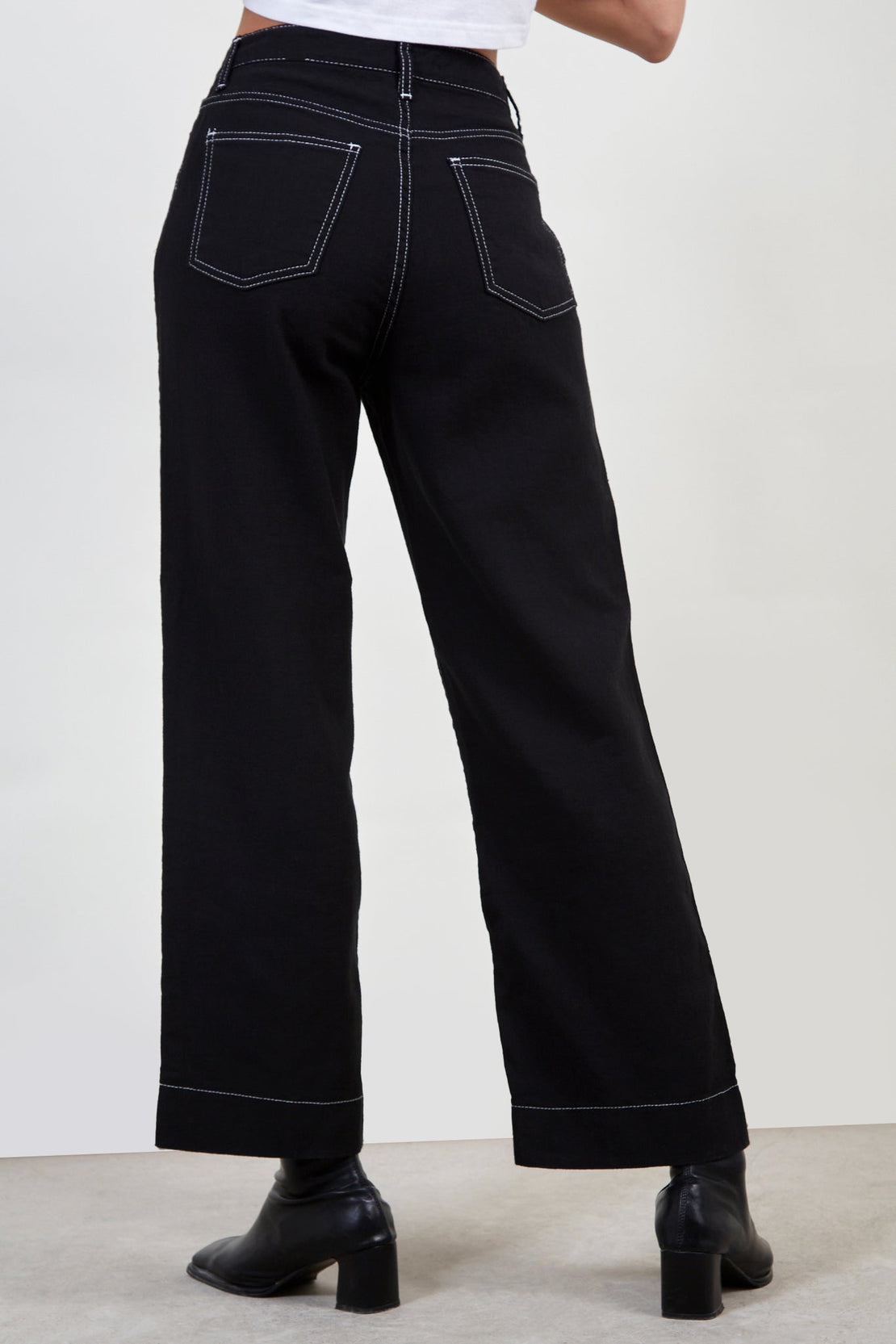 Black and white lightweight wide leg contrast stitch jeans | Glassworks ...