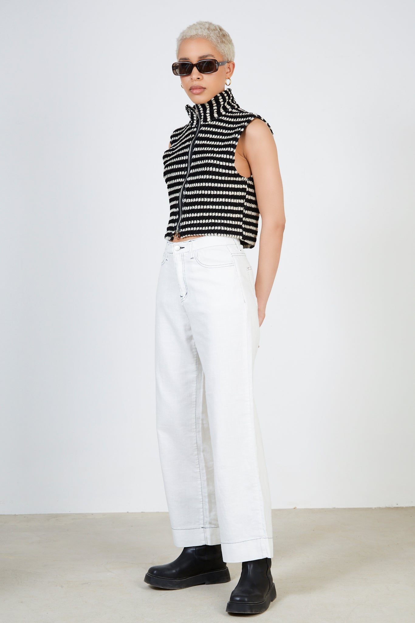 Black and white woven stripe zip vest_5
