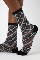 Black criss cross multicolour sheer socks_1