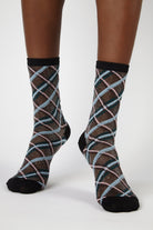 Black criss cross multicolour sheer socks_4