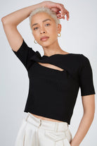 Black cross panel peek front knit tee_1