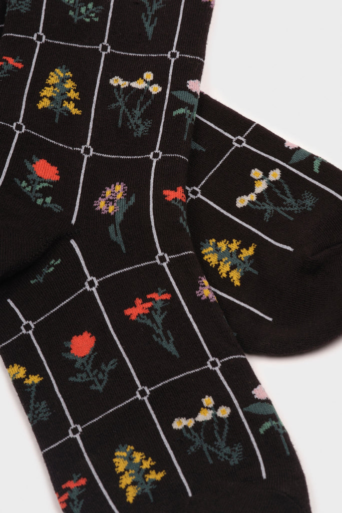 Black floral print box socks_4