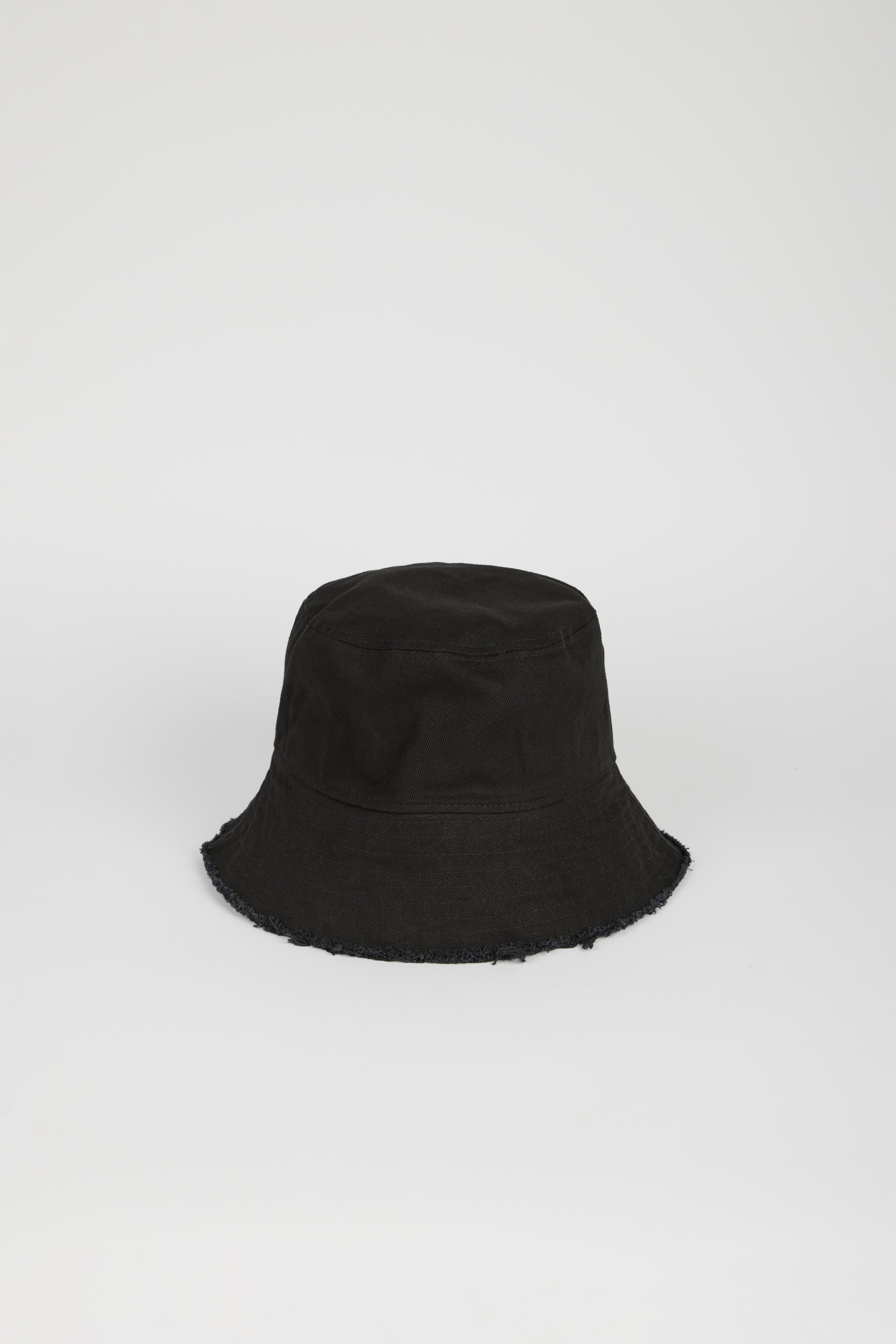 Black frayed edge bucket hat