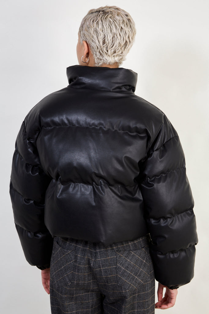 Black vegan leather puffer jacket_4