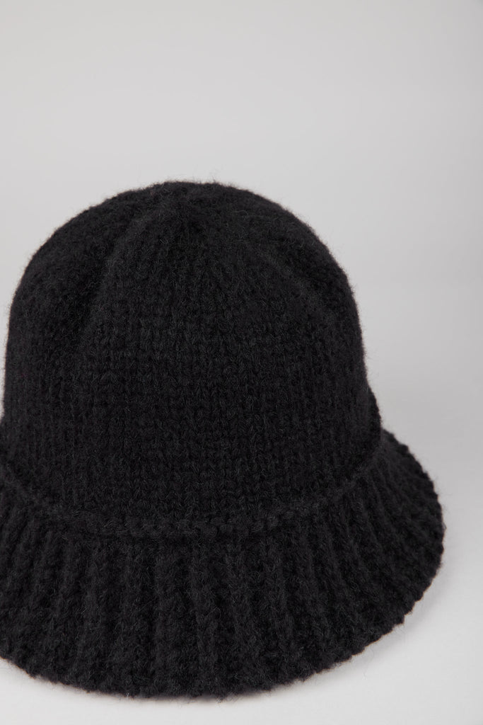 Black knit ribbed trim bucket hat_2