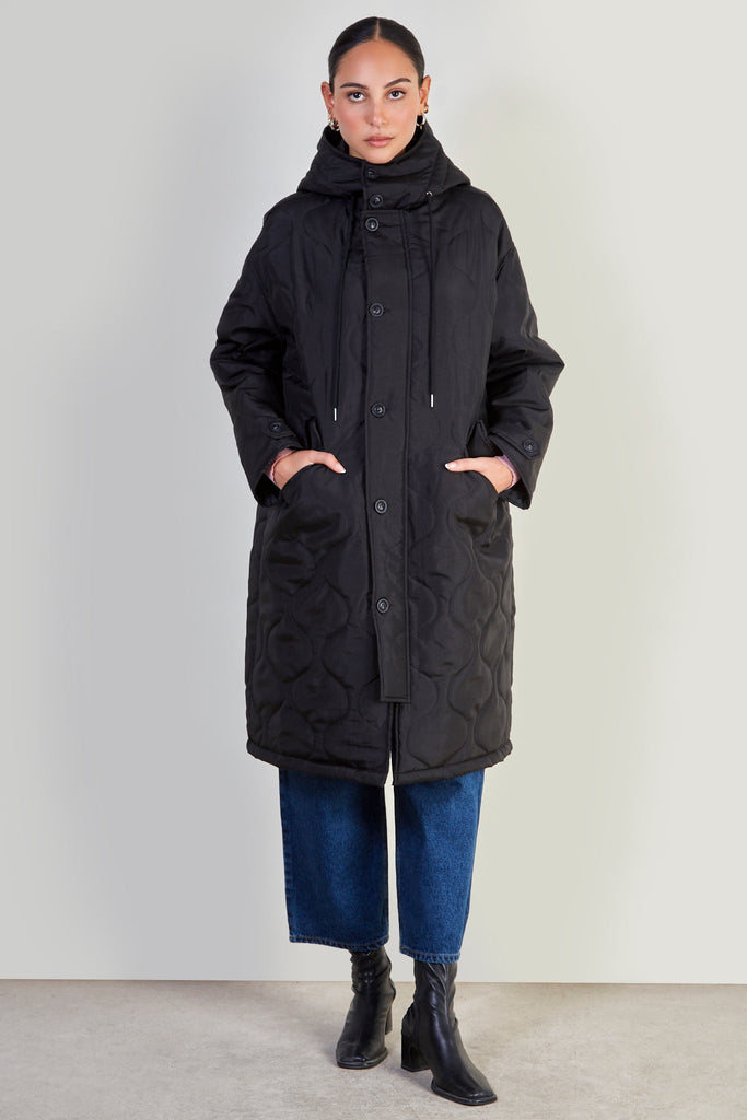 Black long rounded quilt jacket_1