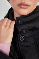Black long rounded quilt jacket_4