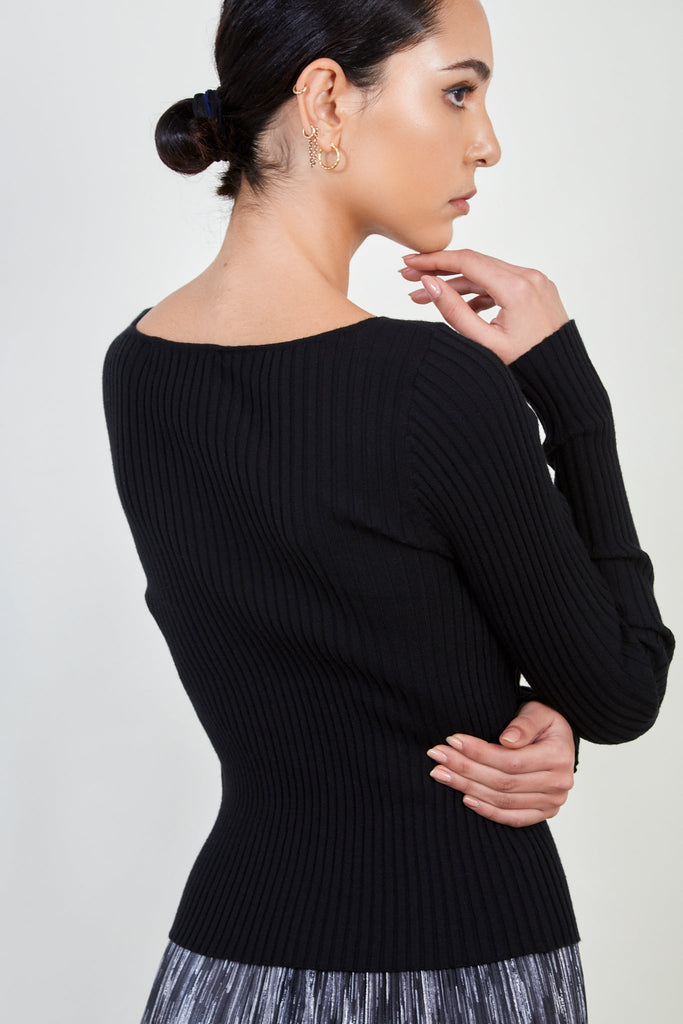 Black peek twist front knit top_2