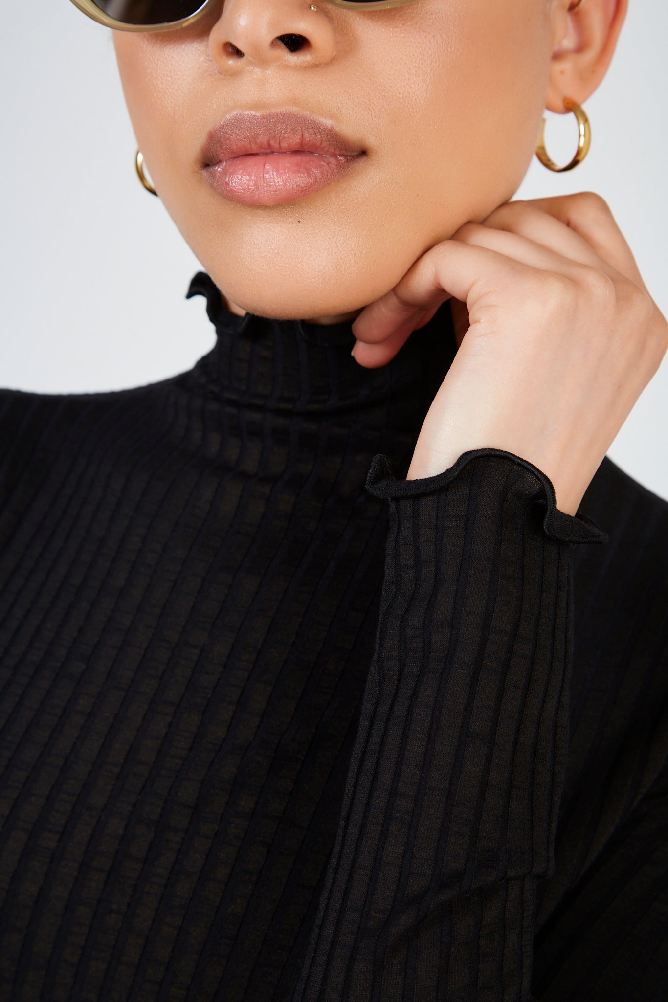 Black ribbed mock neck ruffle trim top_3