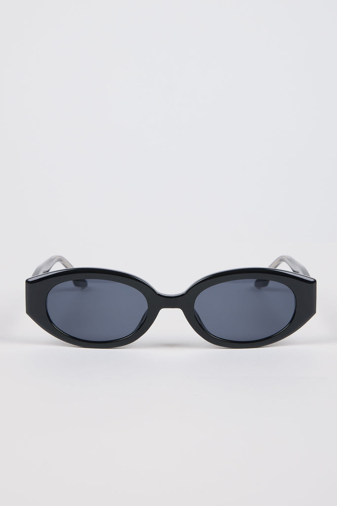 Black rounded oval sunglasses_1