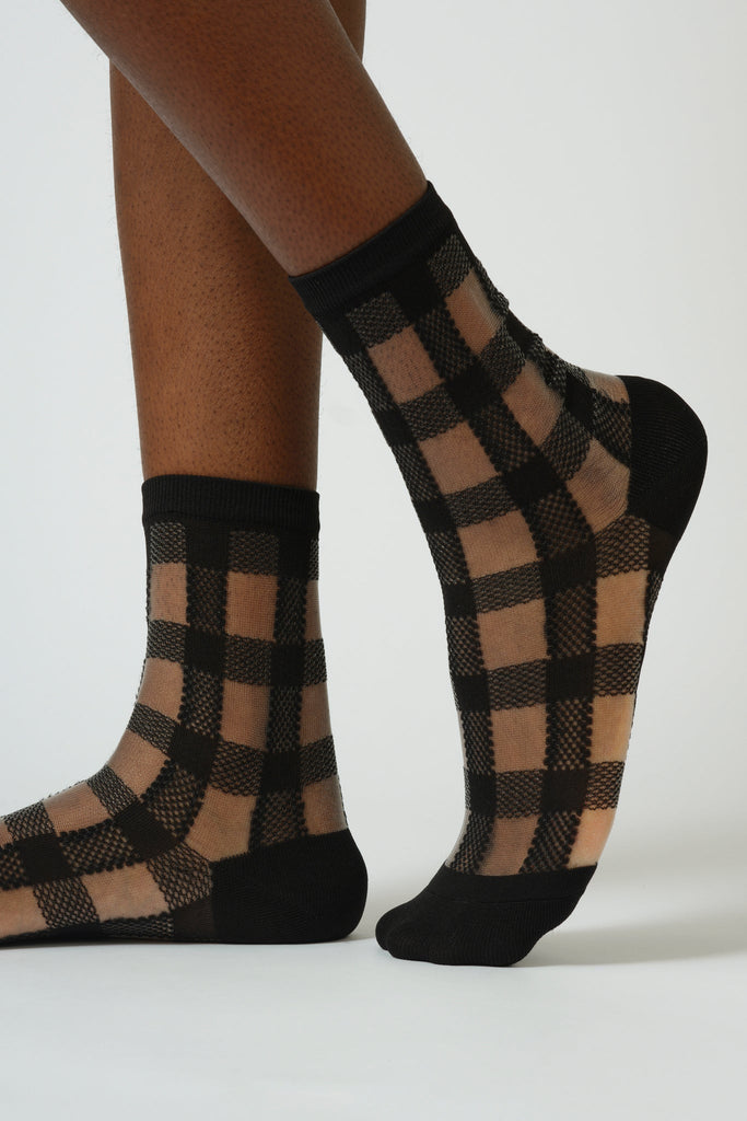 Black sheer gingham check socks_2