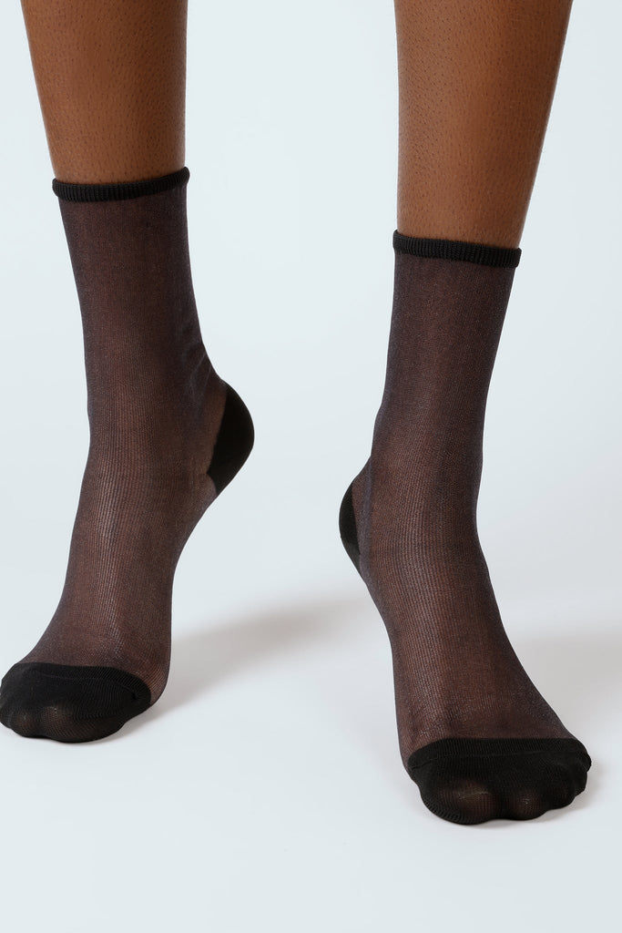 Black sheer socks_4