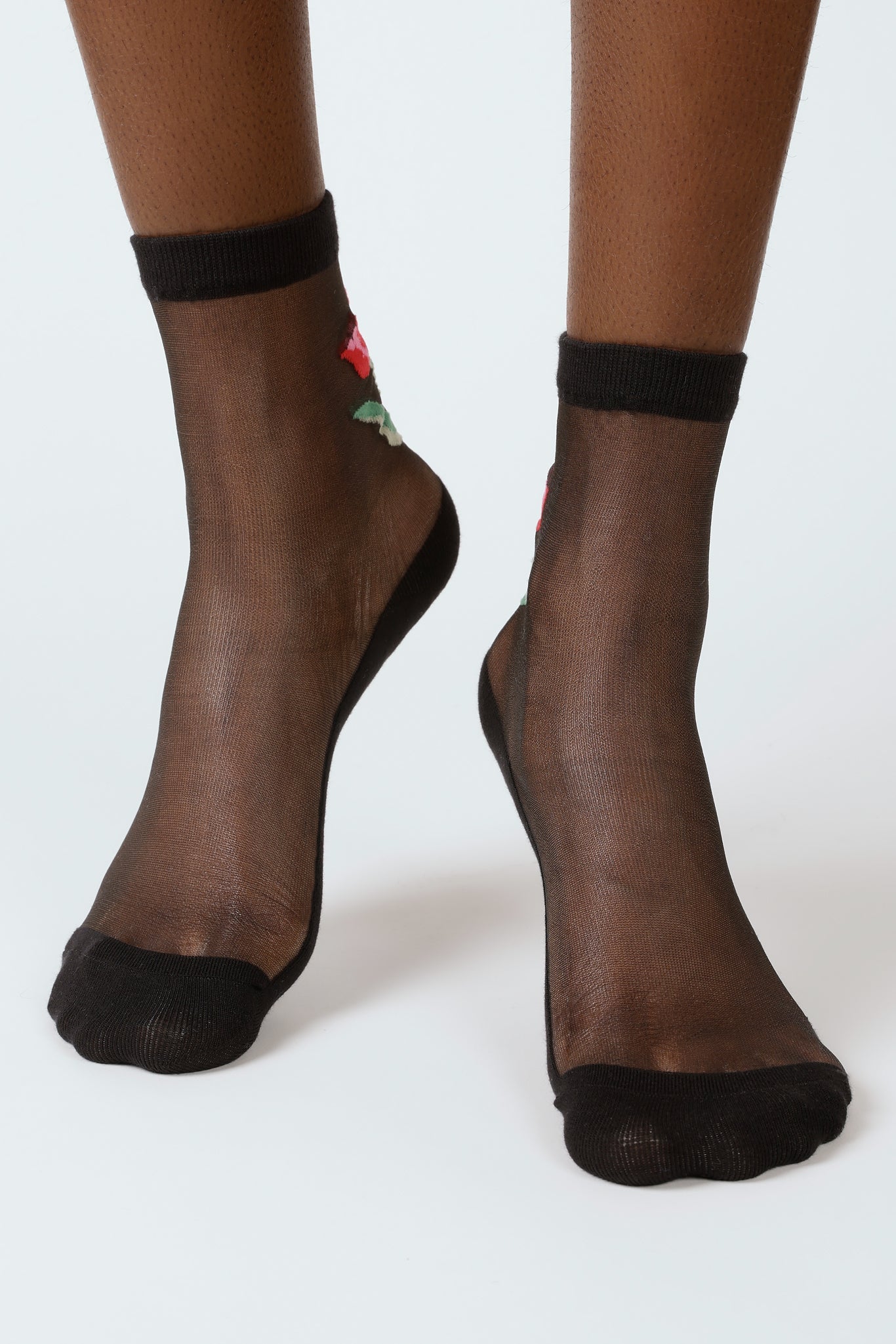 Black sheer tulip socks_4