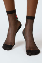 Black sheer tulip socks_4