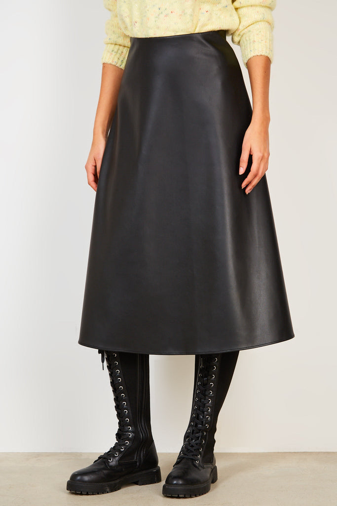 Black vegan leather long skirt_1