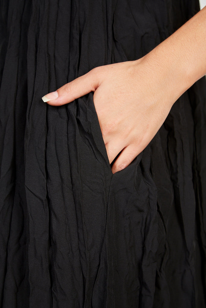 Black wrinkled simple shift dress_4