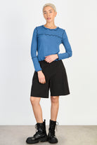 Blue and black horizontal trim long sleeved top_4