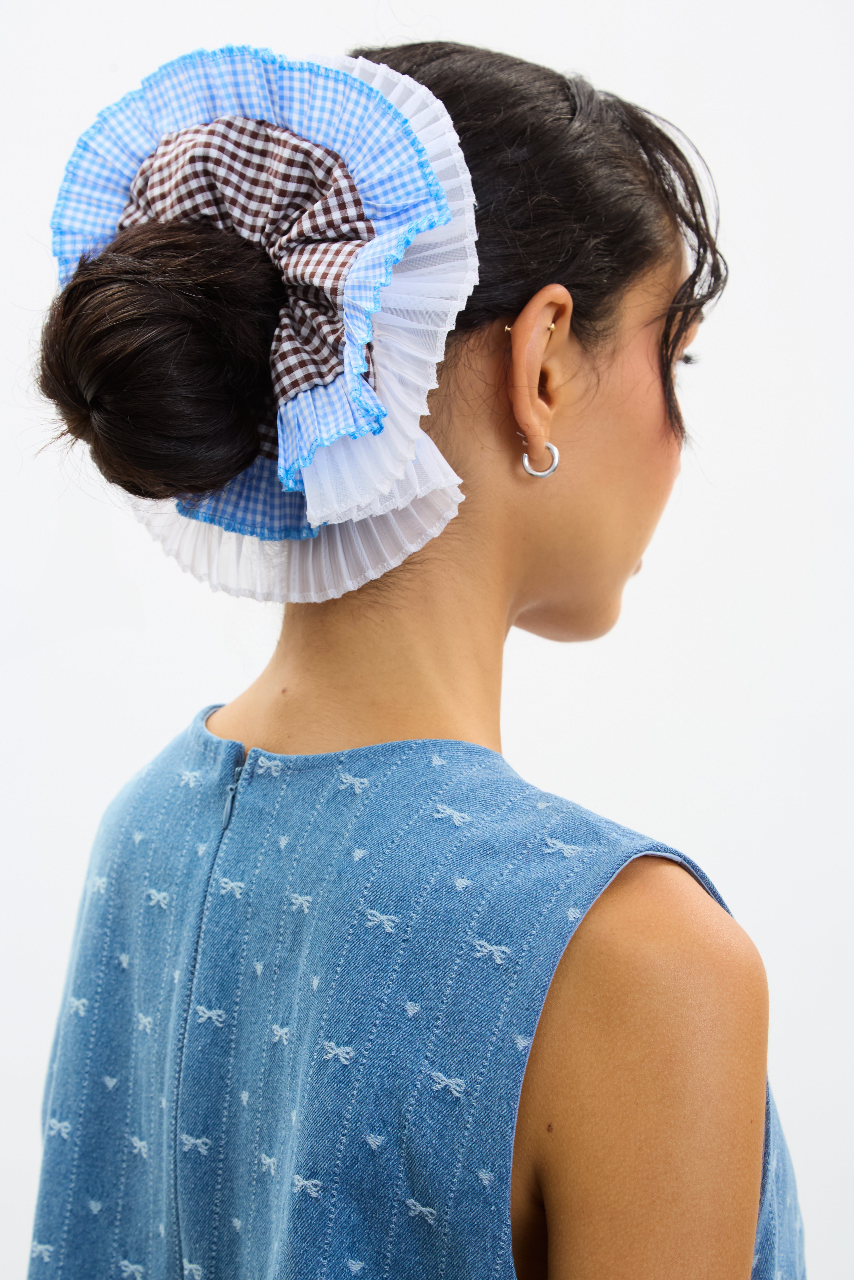 Blue and brown gingham sheer frill scrunchie_3