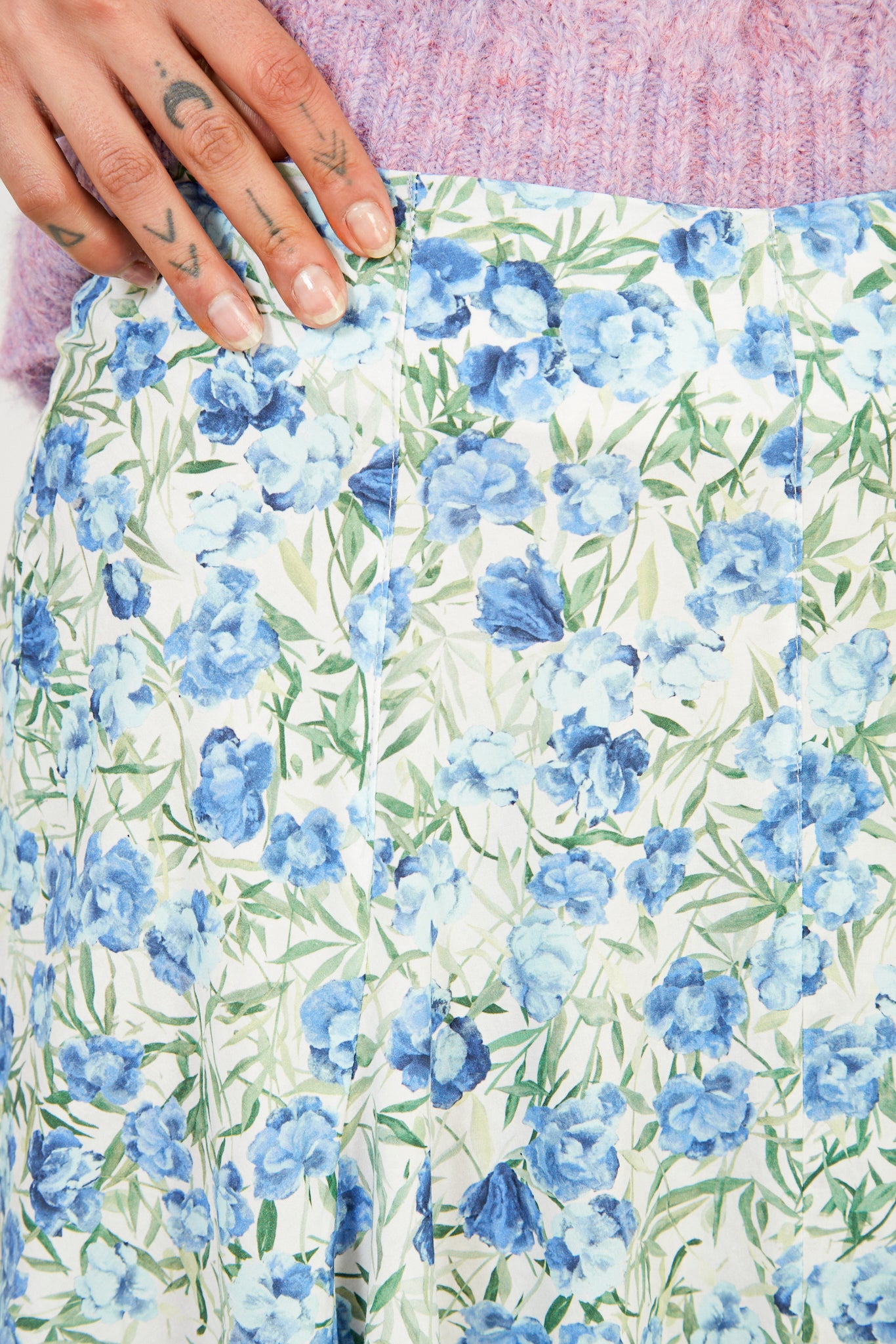 Blue floral print midi skirt_3