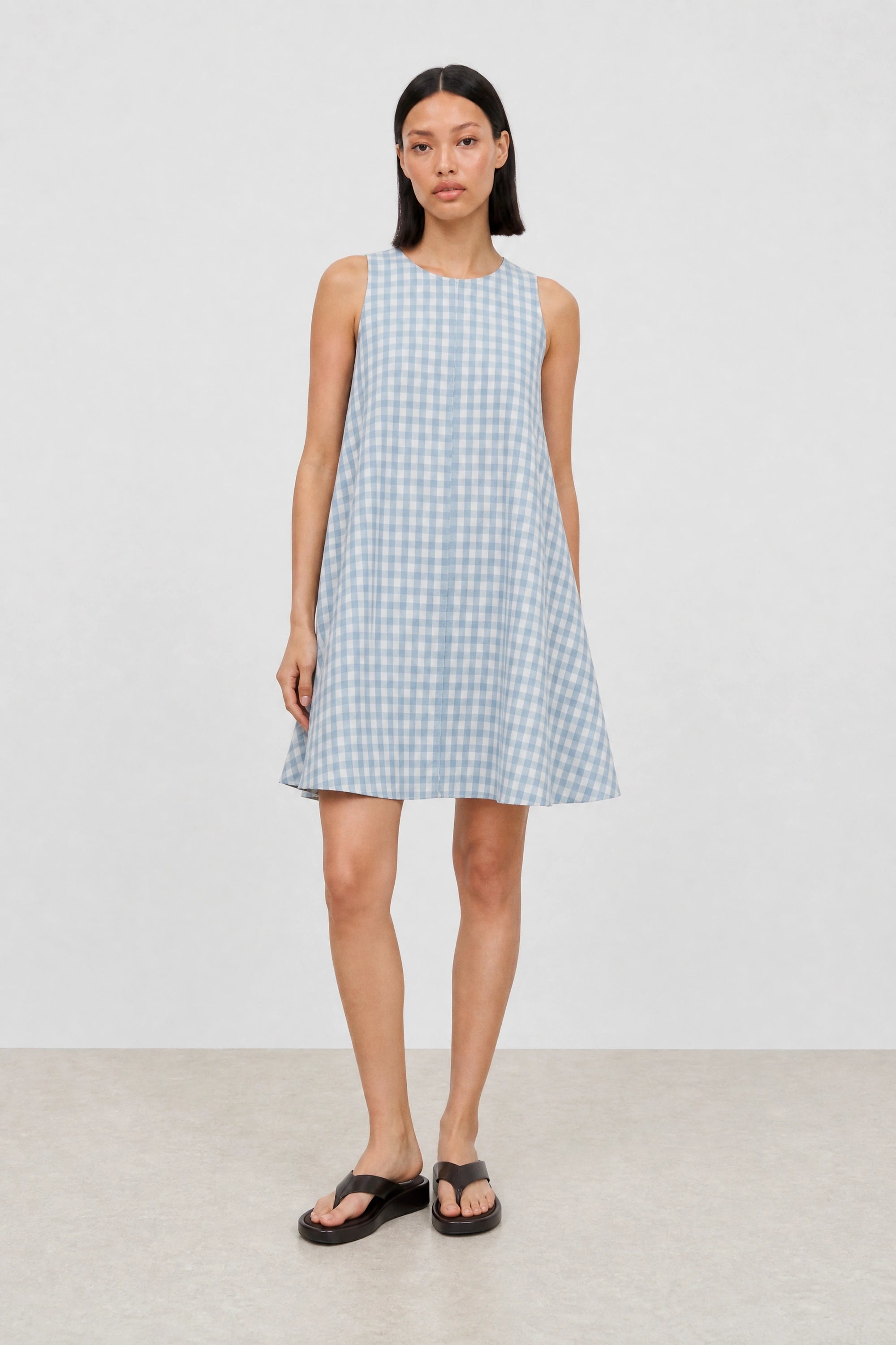 Blue large gingham checked side pocket dress_1