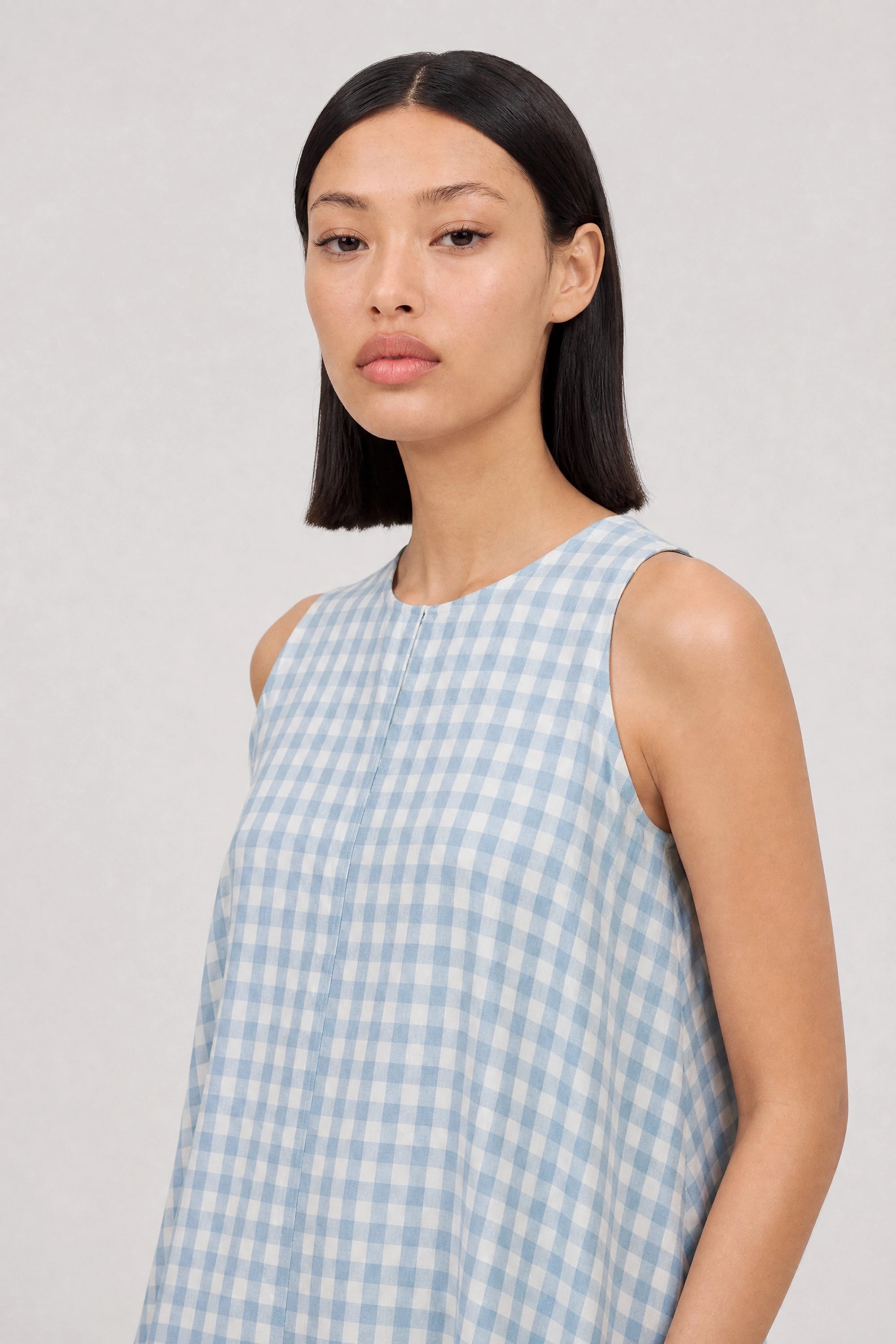 Blue large gingham checked side pocket dress_4