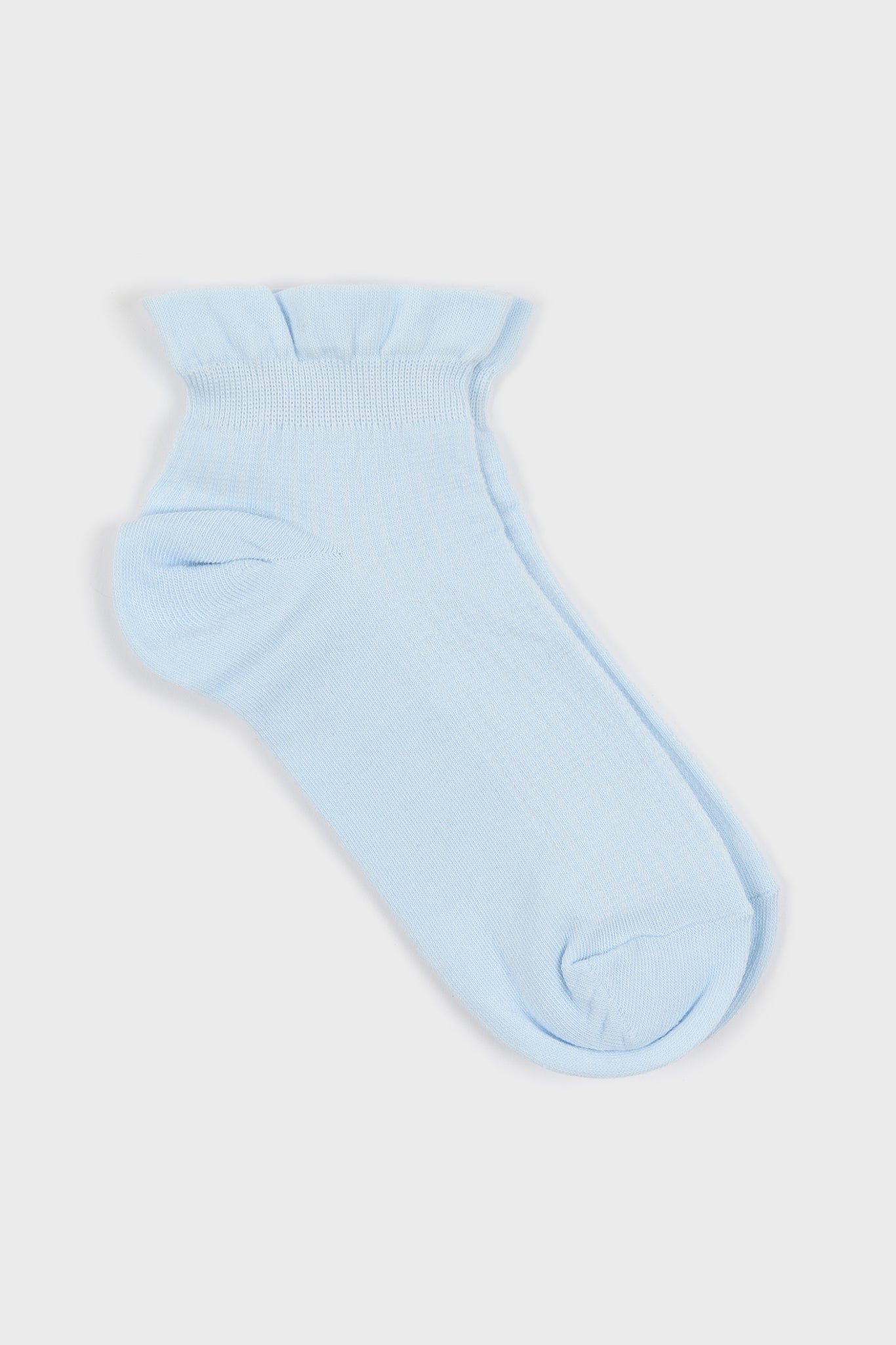 Blue large ruffle trim ankle socks_1