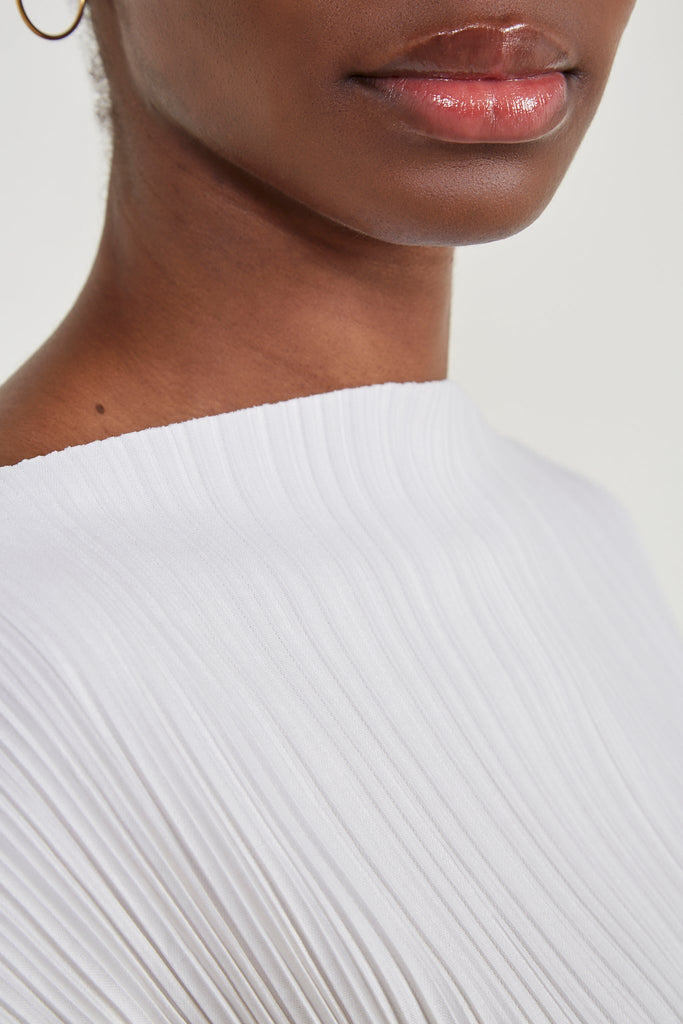 Ivory pleat ribbed wide neck top_4