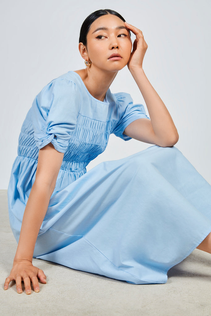 Blue ruched bodice puff sleeve dress_1