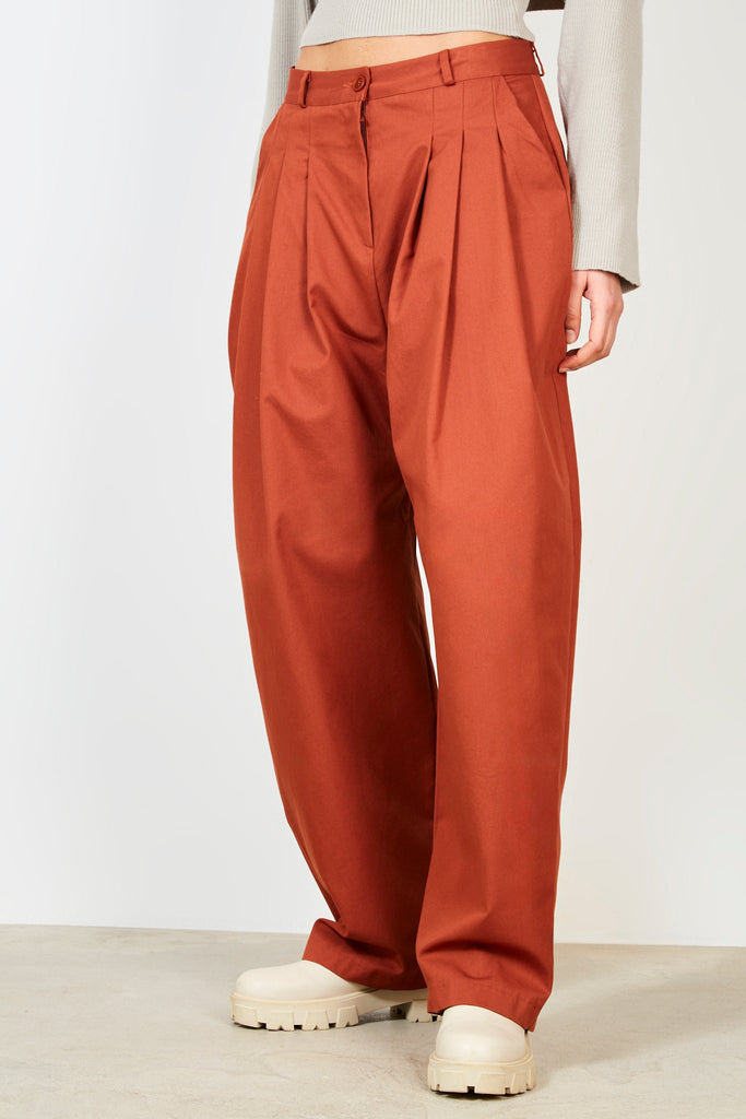 Brick orange multipleat trousers_1